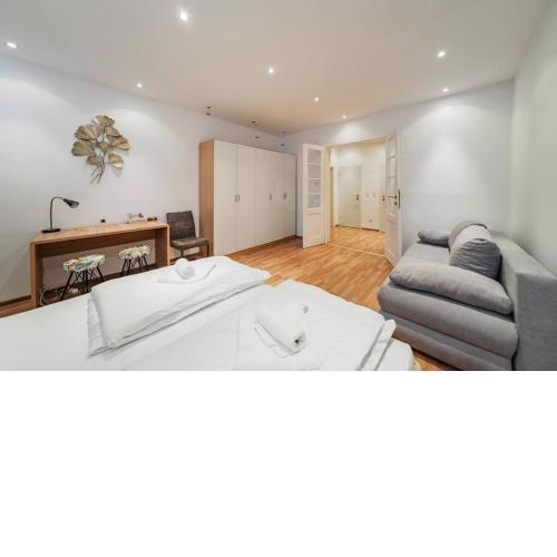 City Central Belvedere Apartment
