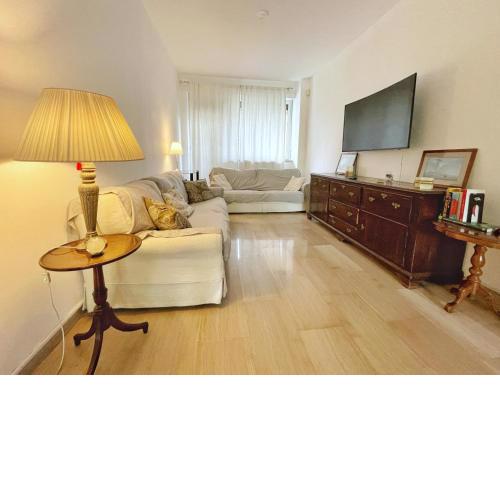 City Centre Apartment “Lucia’s Nest”