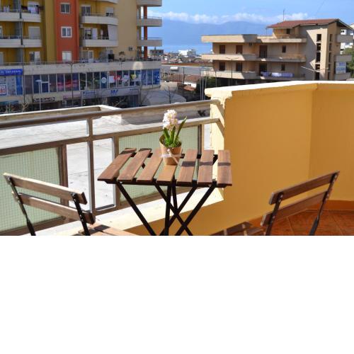 City & Harbour at the Door of Vlore.Kela's 2bd×6 Apartment