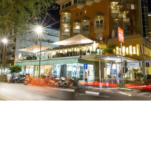 City Hotel