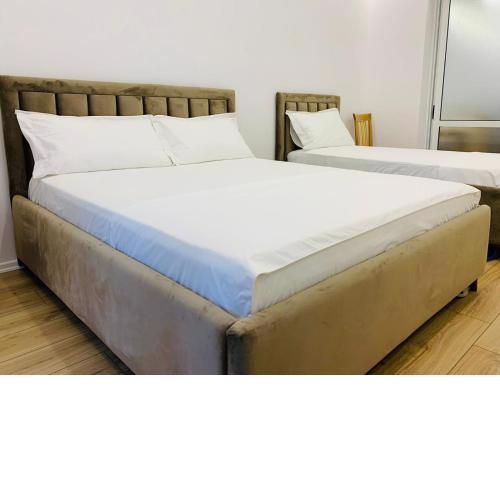 City Rooms and Studio Apartments