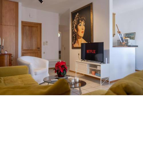 City walls Art apartment