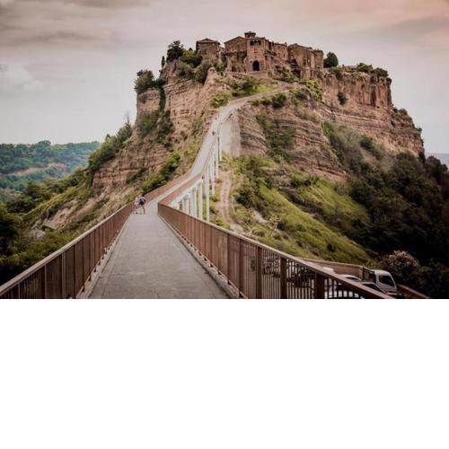 Civita ' s