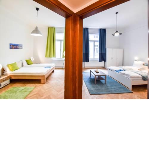 Classic Fashioned Apartment
