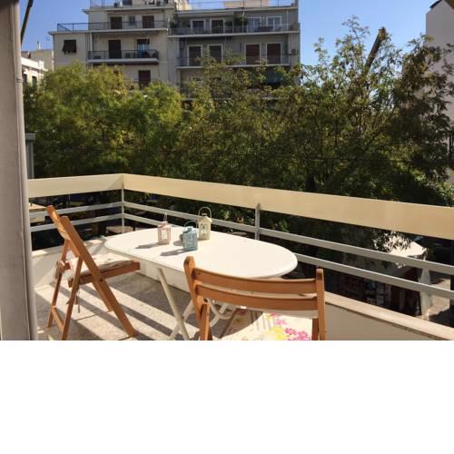 Classical Apartment in Acropolis