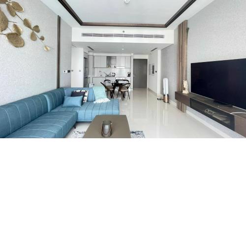 Classy 1BR! Beachfront!