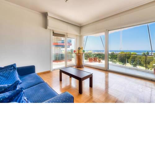 Classy 3 bedroom apartment in Alimos