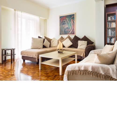Classy apartment with 2 bedrooms in Petralona