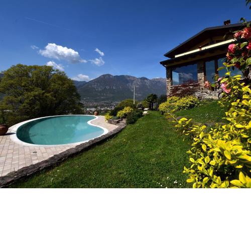 Classy Villa in Pisogne with Garden BBQ Pool Sun loungers