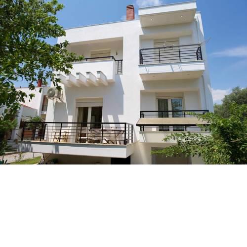 Clio Luxury Villa