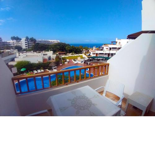 Close to beach with pool & sea views 209
