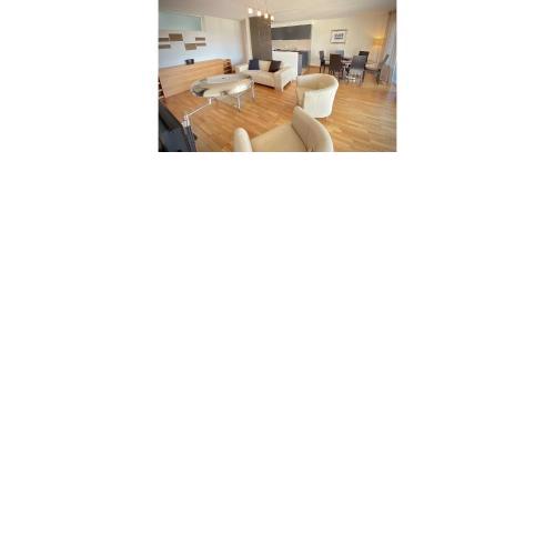 Close to Unil EPFL, spacious and bright 2 bedrooms