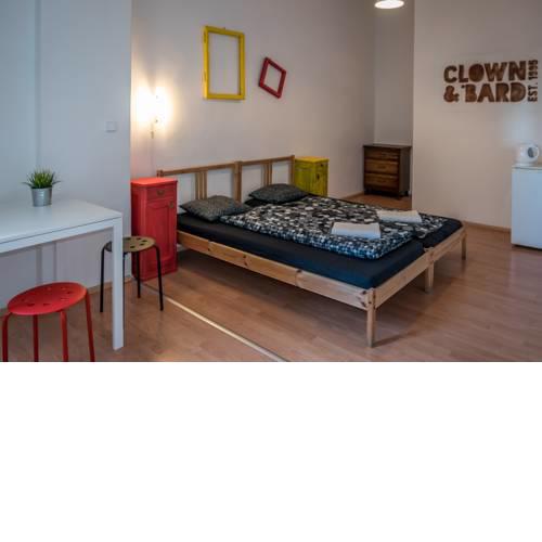 Clown and Bard Hostel