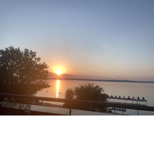 Club218 Lakeside Wellness Apartman