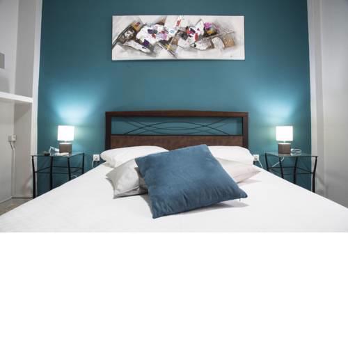 Cobalt Apartment near Athens Airport