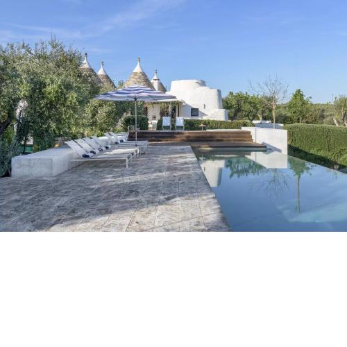 Cocotrullo with Infinity Pool