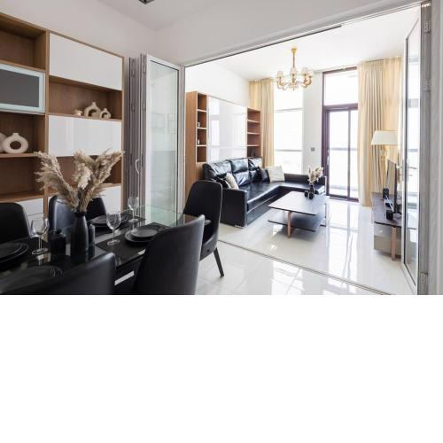 COLIFE Apartment on the high floor beautiful city view 112