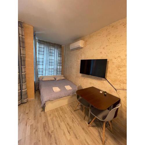 Colonel apartment 947