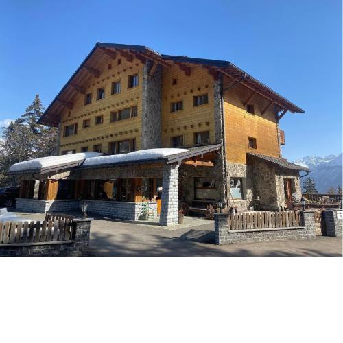 Colorado Riders Chalet