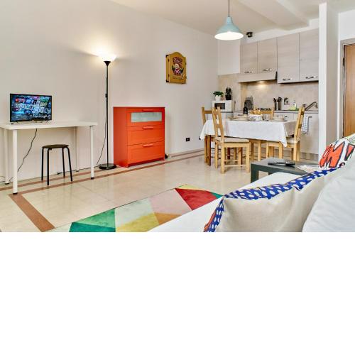 Colorato e vivace bilocale