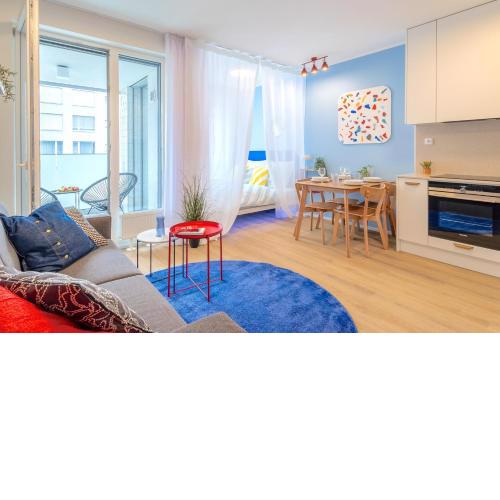 Colorful Apartment - Balcony, Free Parking, by Gravity Prague