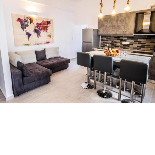 Colors In Naousa - Luxury house In the city of Naousa Paros