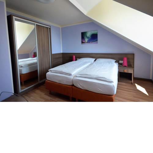 COMCOM ROOMS