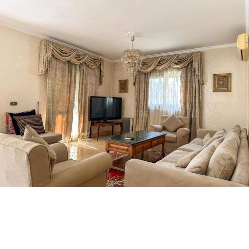 Comfortable 3BR Stay in Cairo New Maadi