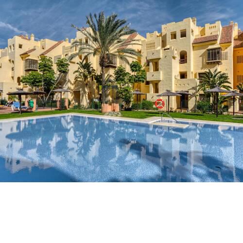 Comfortable Apartment in Manilva with Swimming Pool