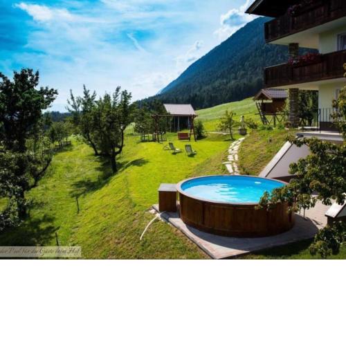 Comfortable apartment on the slopes of Terfens with sauna