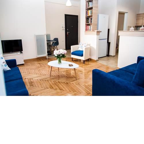 Comfortable apartment with breakfast in Athens