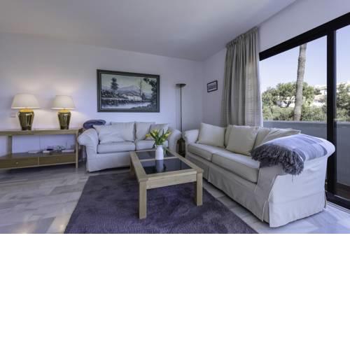 Comfortable apartment with sea view