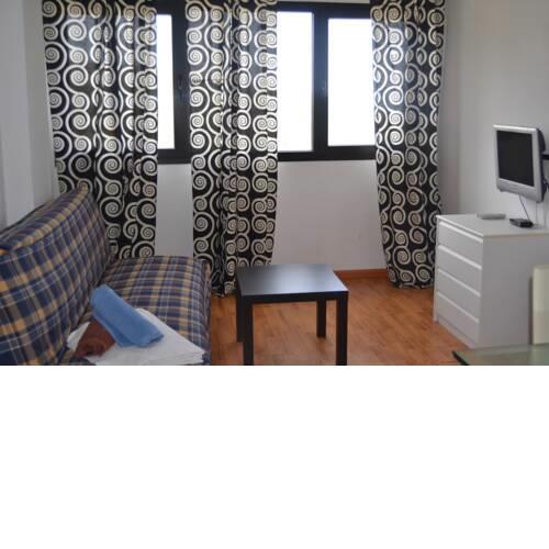 Comfortable apartment with Wifi and parking space