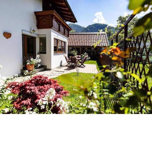 Comfortable Holiday Home in Kundl with Garage and Garden