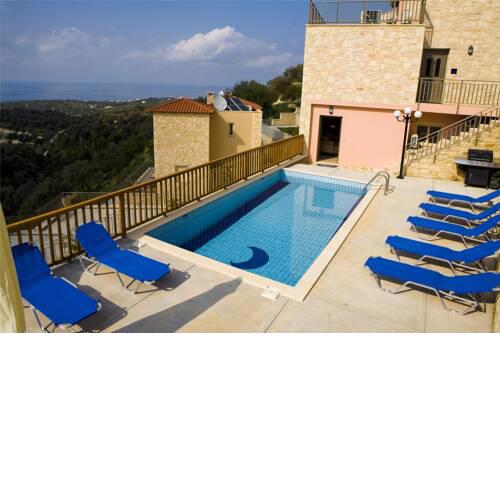 Comfortable holiday house for 10 persons, with swimming pool
