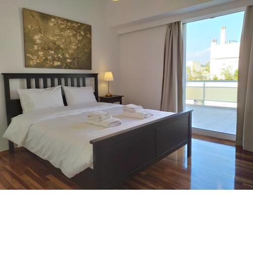 Comfortable & Spacious 90m² Apt in Kallithea