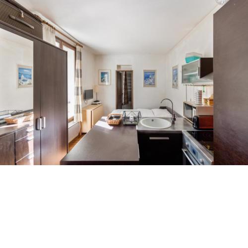 Comfortable townhouse in the heart of Paris