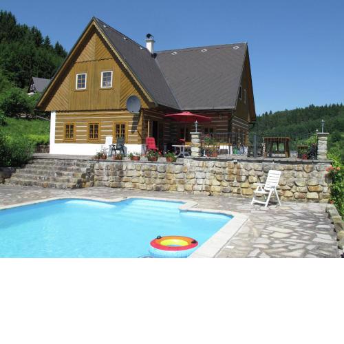 Comfortable villa with private swimming pool in the hilly landscape of Stupna