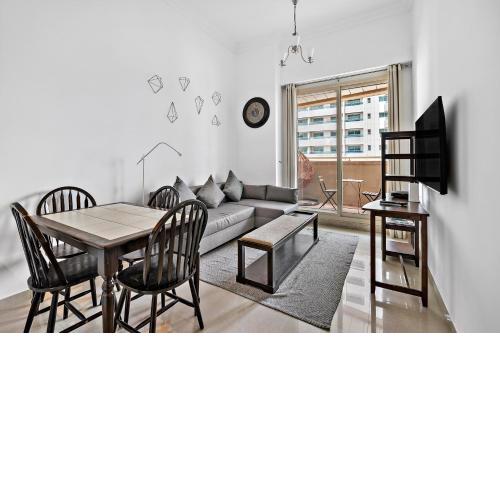 Comfy 1BR Apartment, Dream Tower 1, Dubai Marina