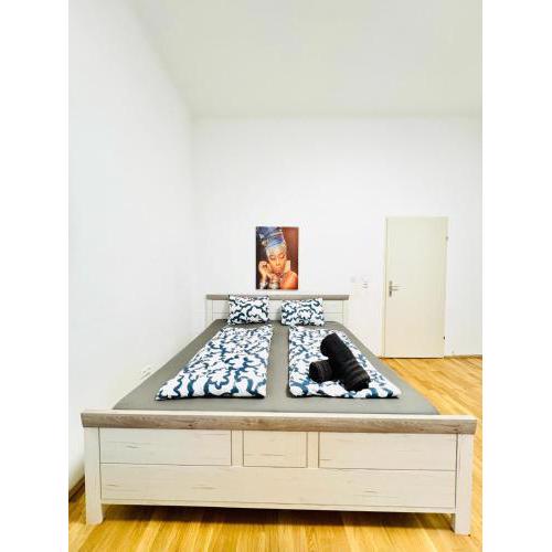 Comfy 1BR Apt for 4, 10Min Transport to Stadthalle