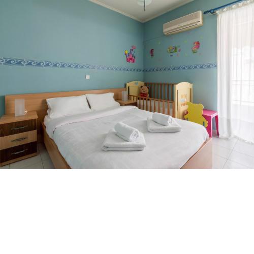 Comfy 2 bedroom apartment with balcony