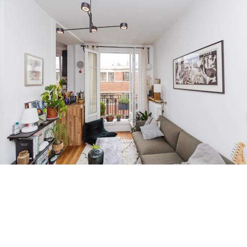 Comfy 31 M For 2 Well Decorated With Balcony