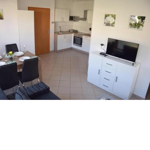 COMFY and BRIGHT apartment in KRANJ