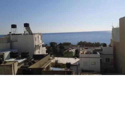 Comfy Apartment near the Sea
