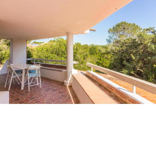 Comfy Apt w/ Terrace - 250 m far from the Beach