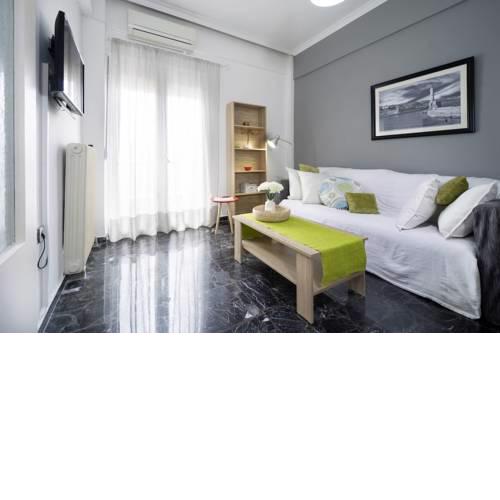 Comfy Central flat