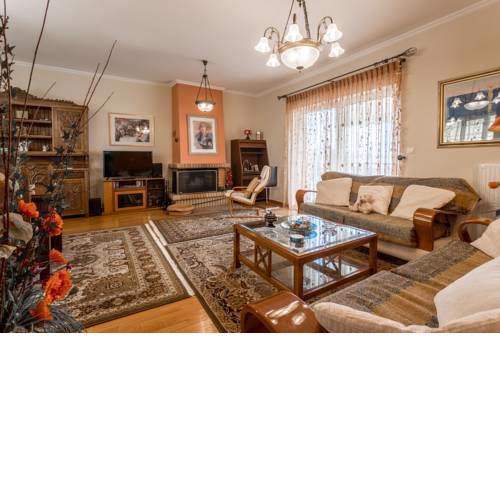 Comfy Flat in Maroussi1