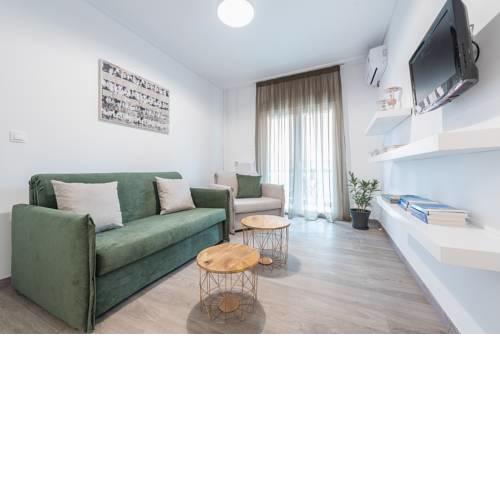 Comfy Home in Koukaki