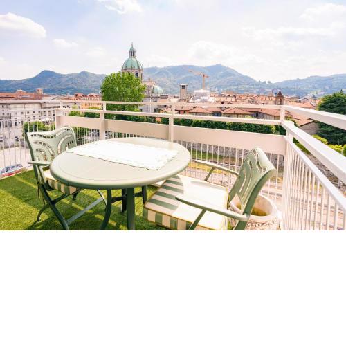 Como city view apartment