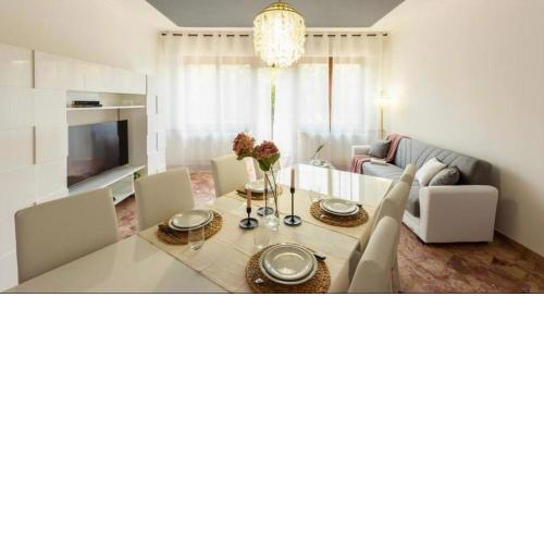 Como Diamond Apartment